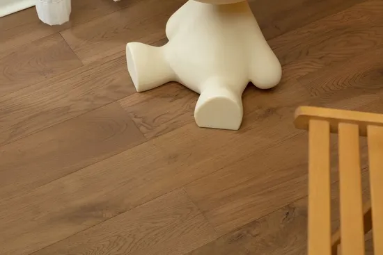 Indoor Herringbone Fishbone Engineered Wood Flooring Multi